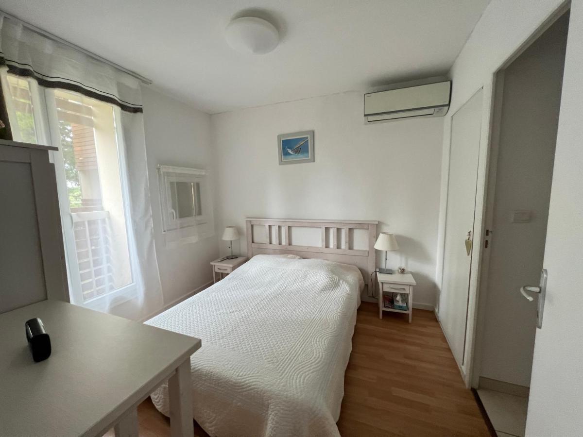 Joli T2 Proche Plage Dans Residence Ла-Лонд-ле-Мор Екстер'єр фото