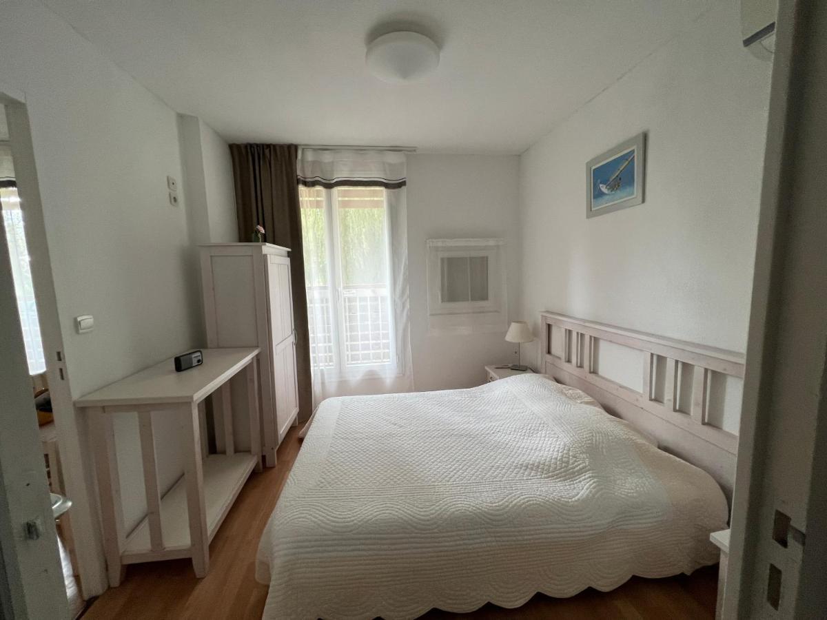 Joli T2 Proche Plage Dans Residence Ла-Лонд-ле-Мор Екстер'єр фото